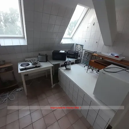 Spending A Splendid, Natural Time At A Mansion Oschatz