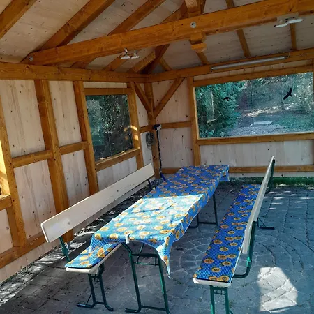 בית הארחה Spending A Splendid, Natural Time At A Mansion Oschatz