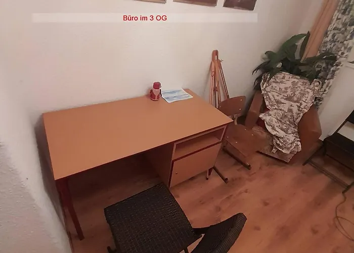 Guest house Spending A Splendid, Natural Time At A Mansion