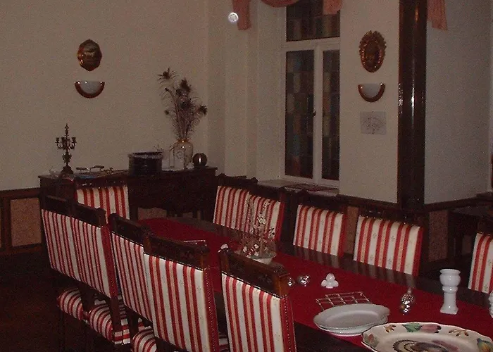 Guest house Spending A Splendid, Natural Time At A Mansion 3*